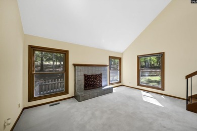 Tucked away on a private road in the heart of Lexington, this - photo 10