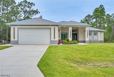 This impressive property offers 5 bedrooms plus a den, 6 - photo 1