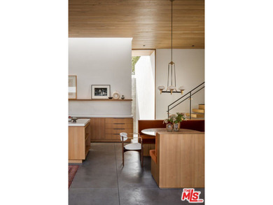 A new contemporary, this Point Dume residence designed by - photo 18