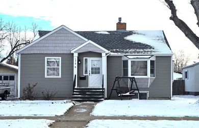 Yellowstone River Home For Sale in Glendive Montana