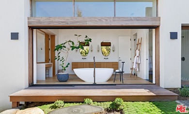 A new contemporary, this Point Dume residence designed by - photo 29