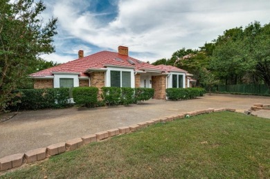 Welcome to 12 Summit Place located in the hills of Cedar Hill! - photo 3