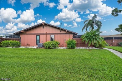 Welcome to easy Florida living in the desirable Foxmoor - photo 1