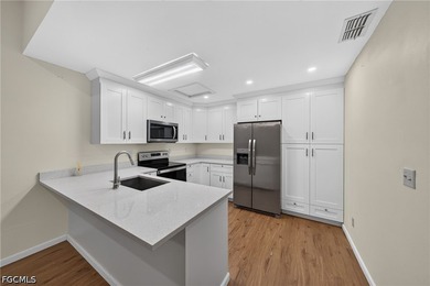 Welcome to easy Florida living in the desirable Foxmoor - photo 9