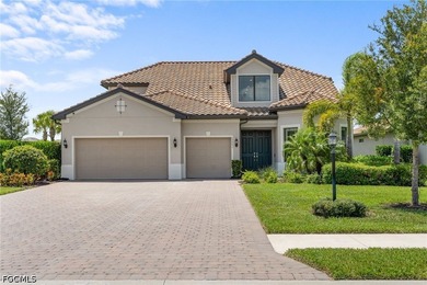 FULLY FURNISHED AND A GOLF CART?! Yes, everything you'd ever - photo 1