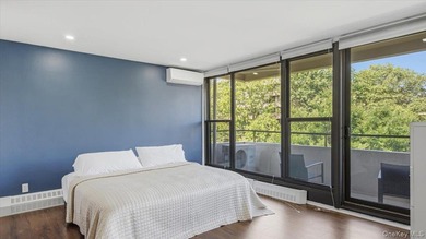 Move right into this beautifully renovated 1-bedroom, 1-bath - photo 12