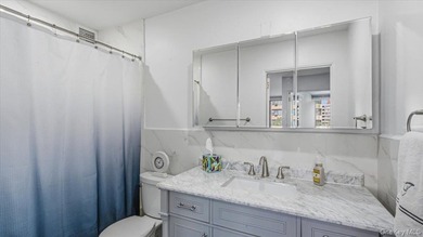 Move right into this beautifully renovated 1-bedroom, 1-bath - photo 15