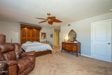 Mountain Views, Soaring Ceilings & Sunlit Serenity -- 2-Car - photo 17