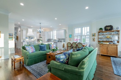 Located just moments from Chattanooga's dining, riverfront, and - photo 10