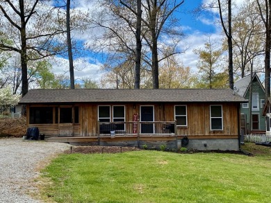 Kentucky Lake Home Sale Pending in Springville Tennessee