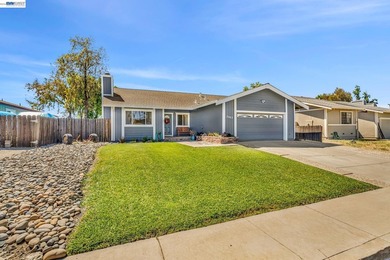 Welcome to 5542 Riverlake Rd in the highly desirable Discovery - photo 3