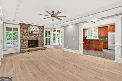 Experience exceptional lakefront living in this stunning 5 - photo 12
