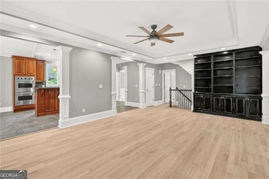 Experience exceptional lakefront living in this stunning 5 - photo 14