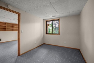 Enjoy easy, single-level living in this beautifully maintained - photo 14
