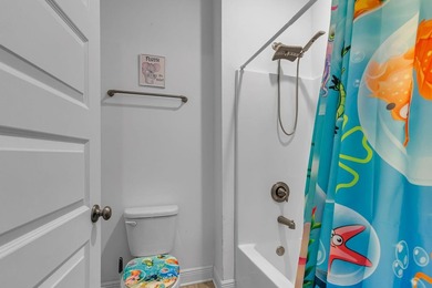Seller offers $5,000 credit to Buyer at closing with acceptable - photo 24