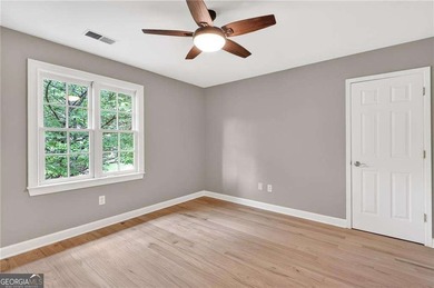 Experience exceptional lakefront living in this stunning 5 - photo 34