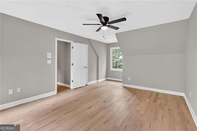 Experience exceptional lakefront living in this stunning 5 - photo 36