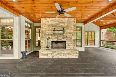 Experience exceptional lakefront living in this stunning 5 - photo 44