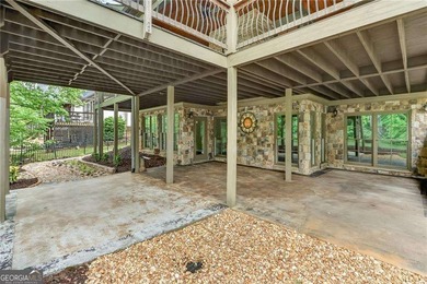 Experience exceptional lakefront living in this stunning 5 - photo 47