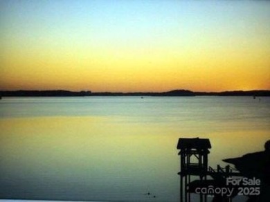 Lake Condo For Sale in Cornelius, North Carolina