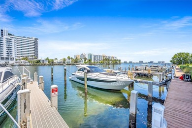 TRUE TROPHY UNIT WITH 20 FOOT CEILINGS, 2,498 LIVING SQFT AND - photo 3