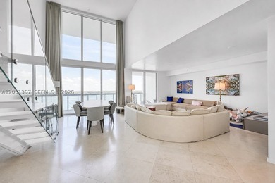 TRUE TROPHY UNIT WITH 20 FOOT CEILINGS, 2,498 LIVING SQFT AND - photo 5