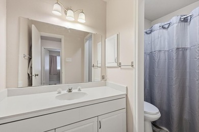 Light, bright, and truly move-in ready, this 3-bedroom, 2.1-bath - photo 16
