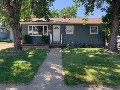 Yellowstone River Home For Sale in Glendive Montana