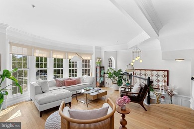 Welcome to the prestigious gated golf course community of River - photo 4