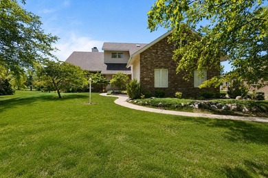 Experience elevated waterfront living in this stunning - photo 6