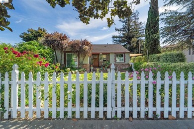 The quintessential Niles home! A polished gem that has been - photo 2