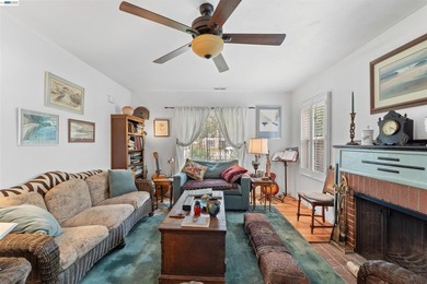 The quintessential Niles home! A polished gem that has been - photo 8