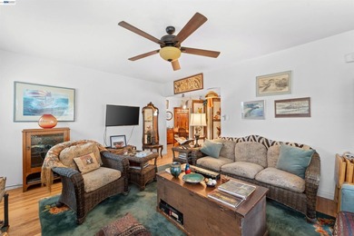 The quintessential Niles home! A polished gem that has been - photo 9
