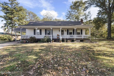 Lake Home For Sale in Hernando, Mississippi