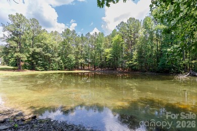 Motivated Seller offering 4000.00 Closing Credit!!!Most unique - photo 11