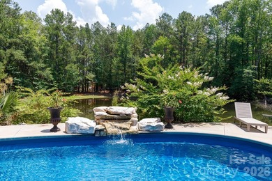 Motivated Seller offering 4000.00 Closing Credit!!!Most unique - photo 12