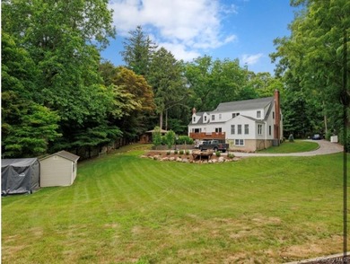 Welcome to this beautifully maintained 3,068 sq. ft. Colonial - photo 23