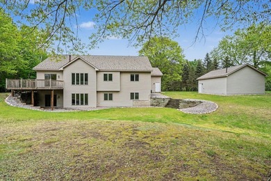 Immaculate walkout rambler nestled on 2 secluded acres in East - photo 24