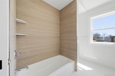 Welcome to this beautifully crafted 5 bedroom, 3 full bath home - photo 27