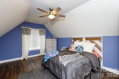 Motivated Seller offering 4000.00 Closing Credit!!!Most unique - photo 29