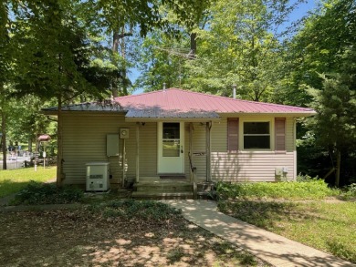 Waterfront Cottage - photo 1