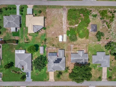 Welcome to your own slice of Florida paradise! This beautifully - photo 10