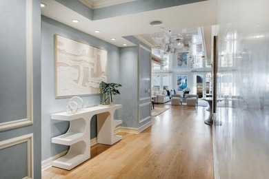 Spectacular and rarely found direct oceanfront villa with - photo 6