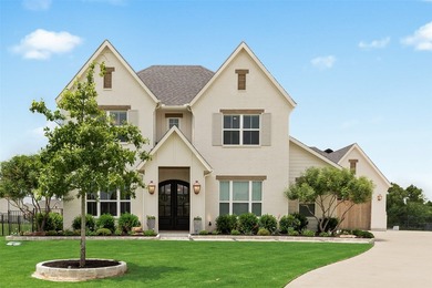 Welcome to this exceptional custom home located on a premium - photo 1
