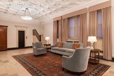 Timeless Elegance One Block from Central Park From the moment - photo 14