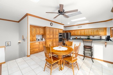 This home is turn key! Experience the pinnacle of luxury living - photo 15