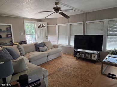 INVESTOR OPPORTUNITY--A DIAMOND IN THE ROUGH -- PRICED RIGHT, & - photo 15