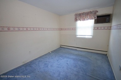 Excellent opportunity to own a 2-family semi-attached home in a - photo 15