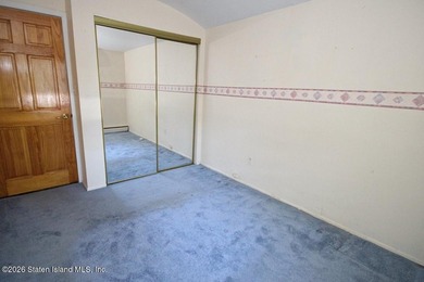 Excellent opportunity to own a 2-family semi-attached home in a - photo 16