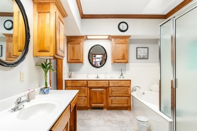 This home is turn key! Experience the pinnacle of luxury living - photo 19
